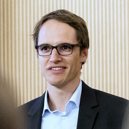 Prof. Dr. David Hunger